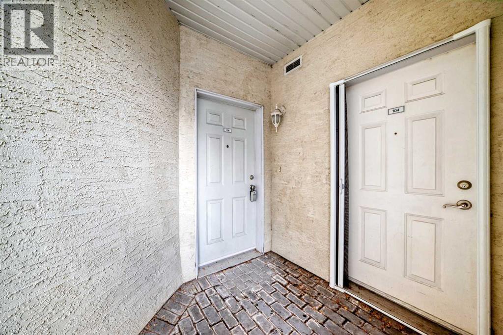 106, 628 56 Avenue Sw, Calgary, AB - With Exterior