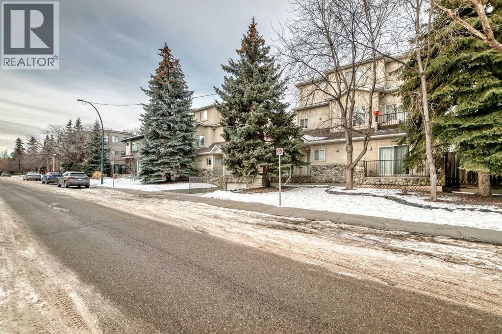 106, 628 56 Avenue Sw, Calgary, AB - Outdoor