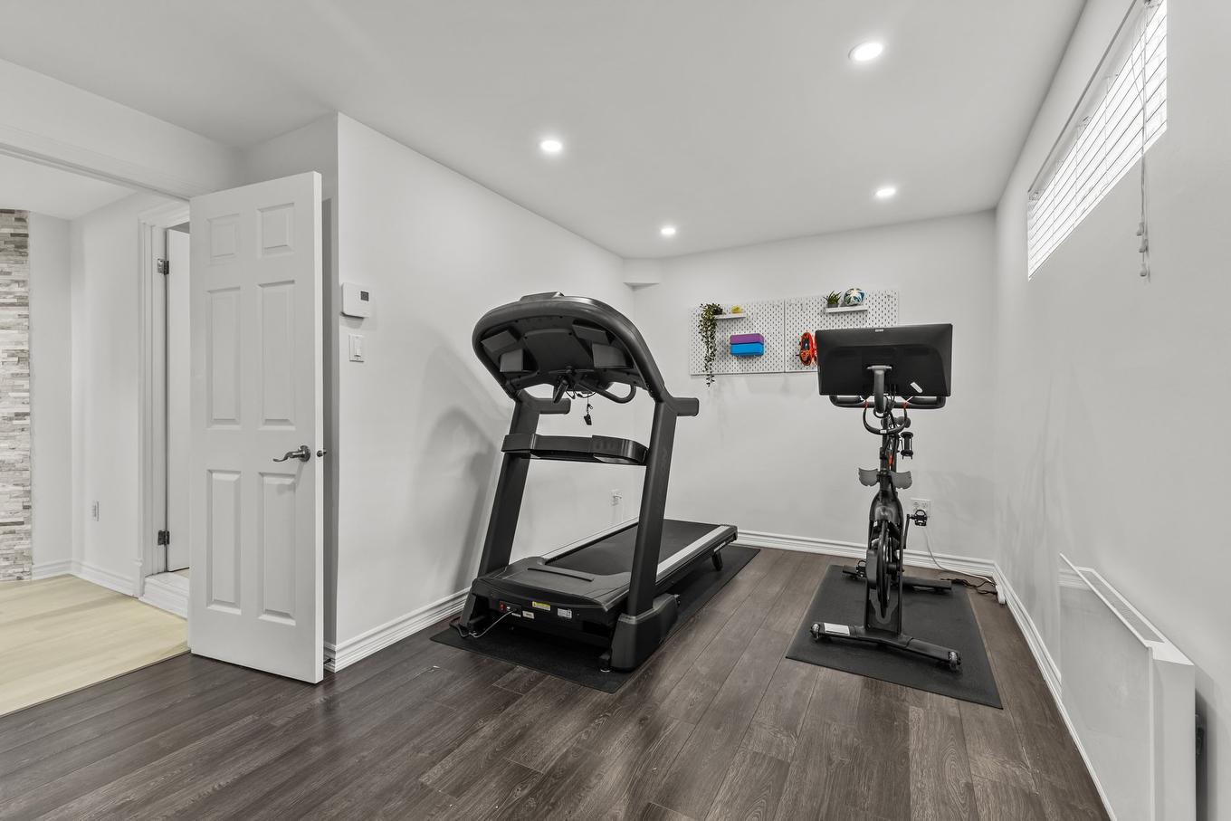 Bedroom - 80 Rue Des Tourterelles, La Prairie, QC - Indoor Photo Showing Gym Room