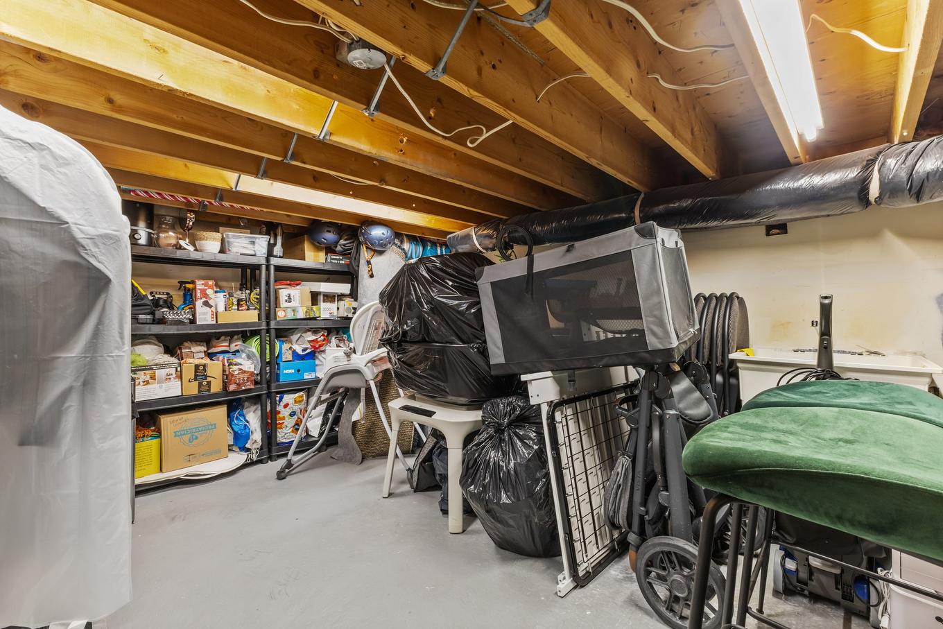 Storage - 80 Rue Des Tourterelles, La Prairie, QC - Indoor Photo Showing Basement
