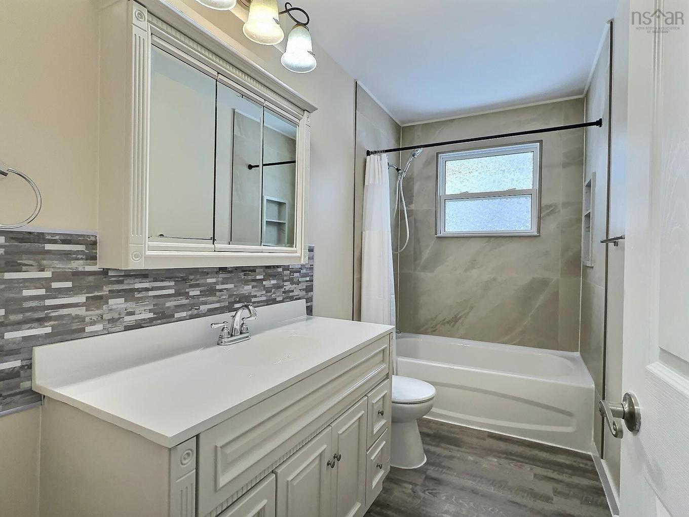 452 Pleasant Street, Truro, NS