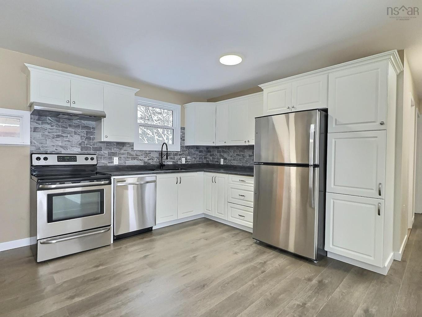 452 Pleasant Street, Truro, NS