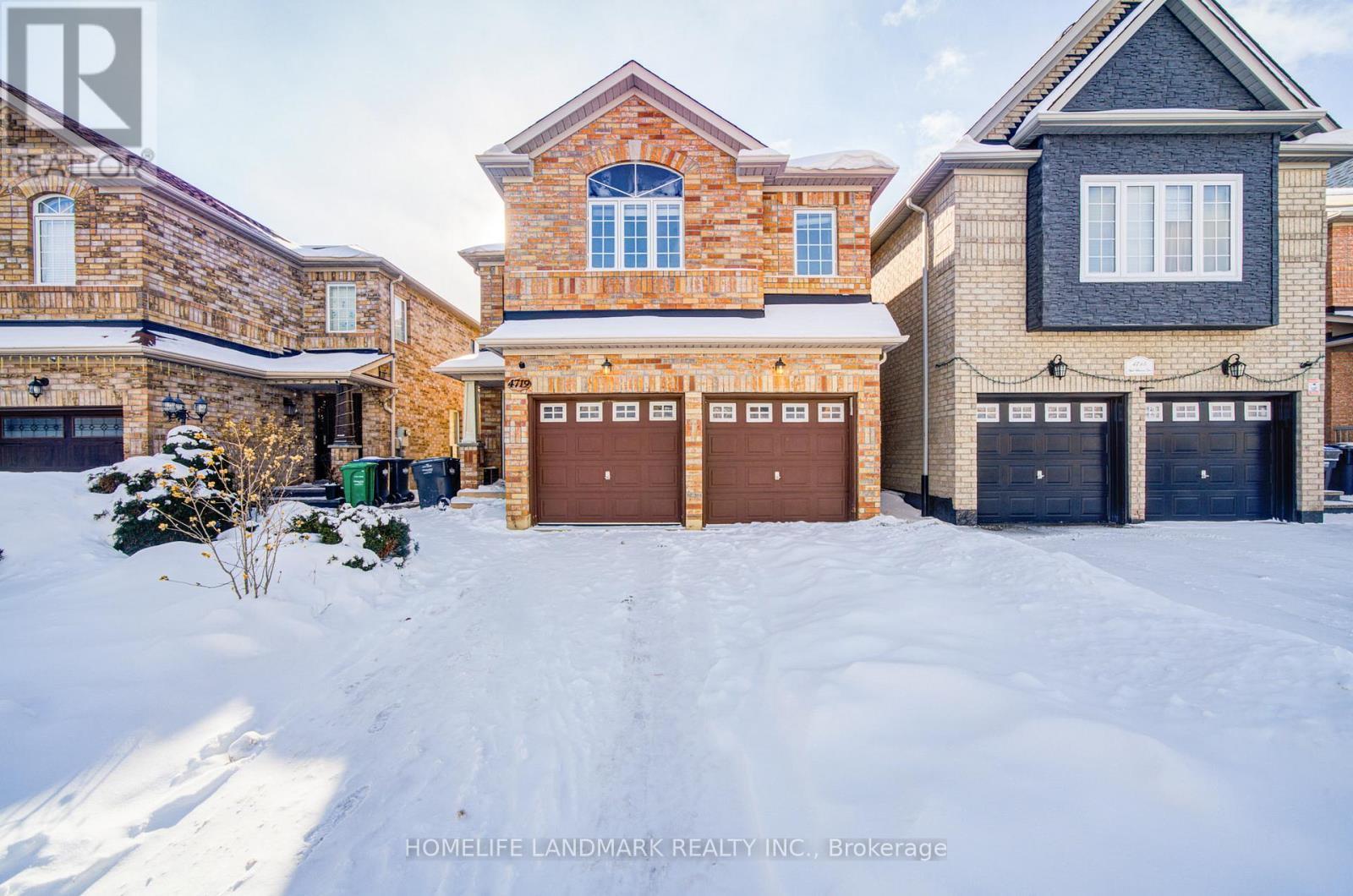 4719 Apple Blossom Circle, Mississauga, ON - Outdoor With Facade