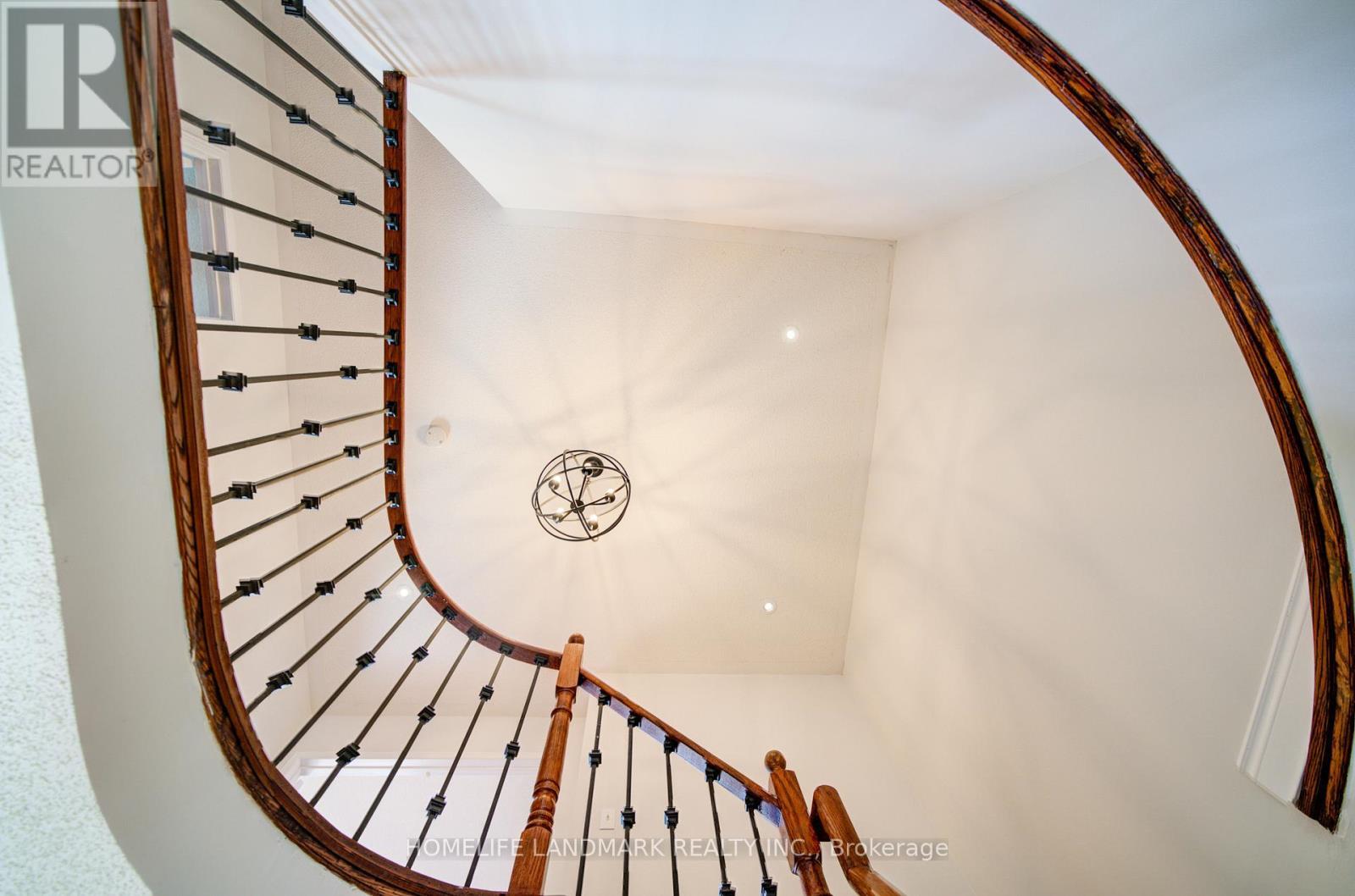 4719 Apple Blossom Circle, Mississauga, ON - Indoor Photo Showing Other Room