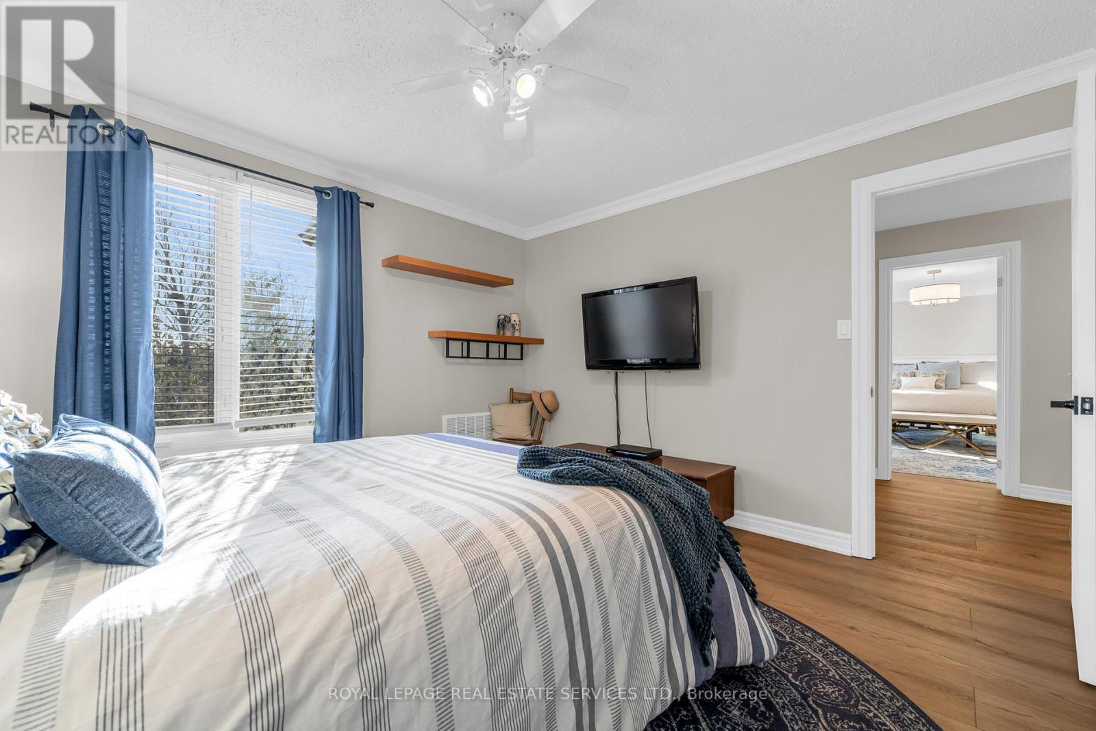 Bedroom 2 - 2131 Upland Drive, Burlington, ON - Indoor Photo Showing Bedroom