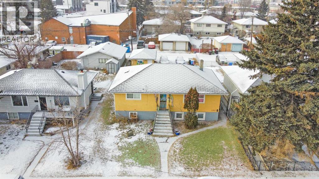 1827 39 Street Se, Calgary, AB - Outdoor