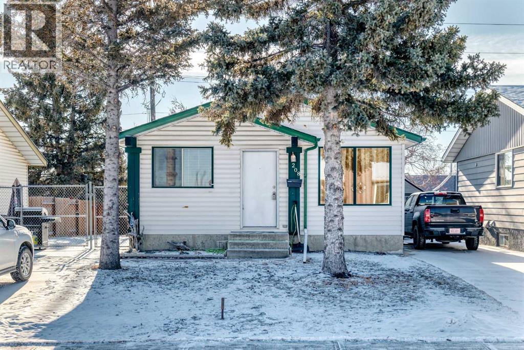 208 Bracewood Road Sw, Calgary, AB - Outdoor