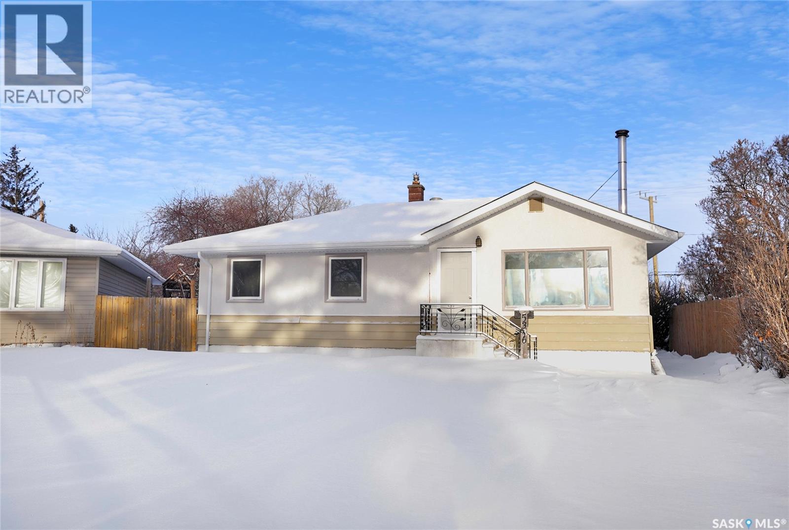 5336 5Th Avenue, Regina, SK - Outdoor