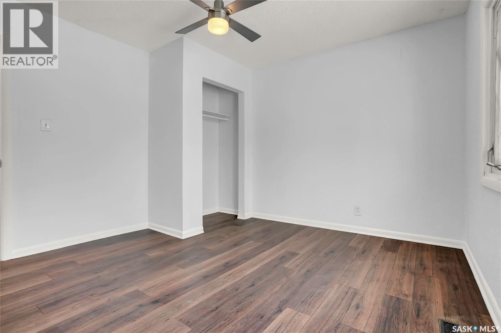 5336 5Th Avenue, Regina, SK - Indoor Photo Showing Other Room