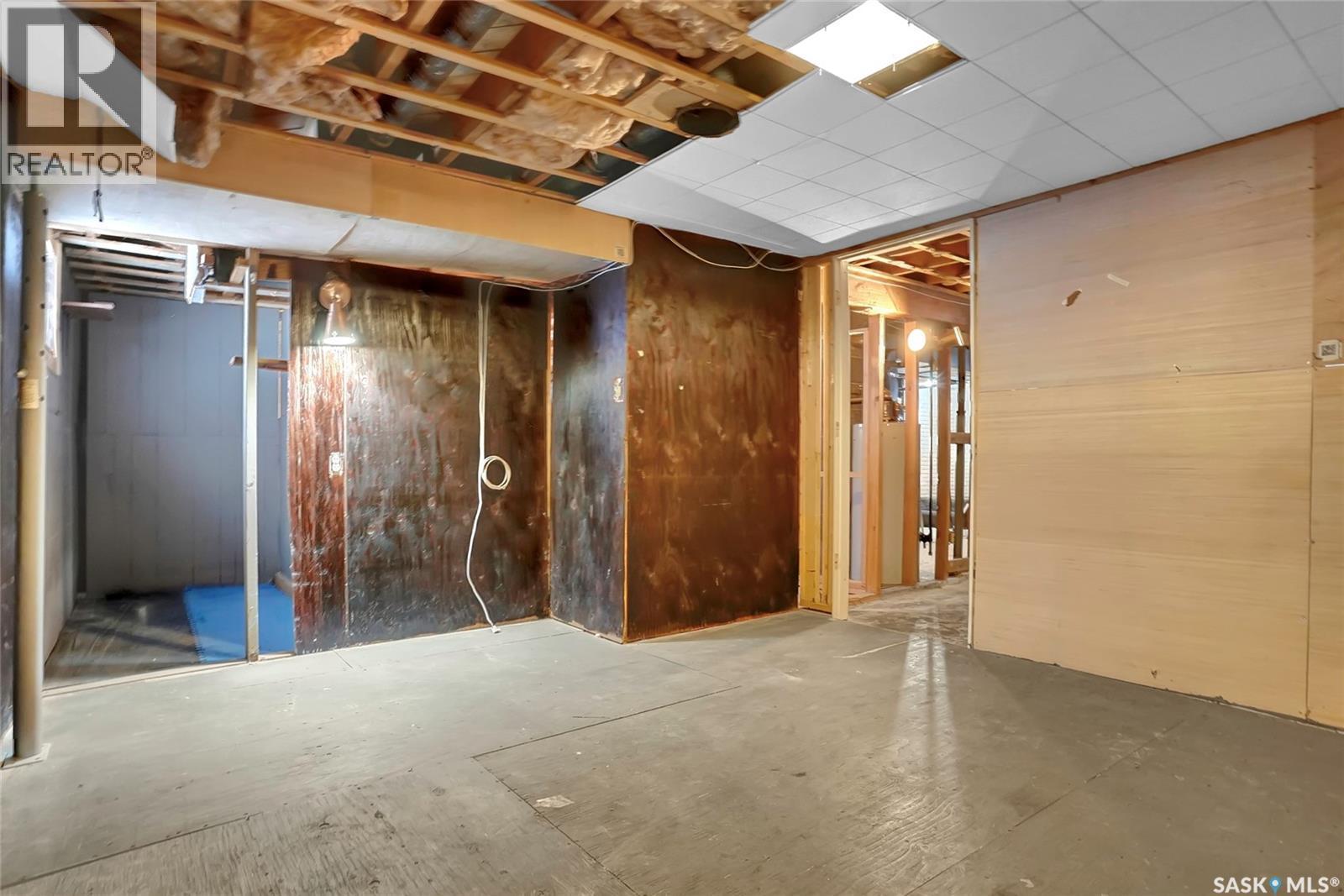 5336 5Th Avenue, Regina, SK - Indoor Photo Showing Basement