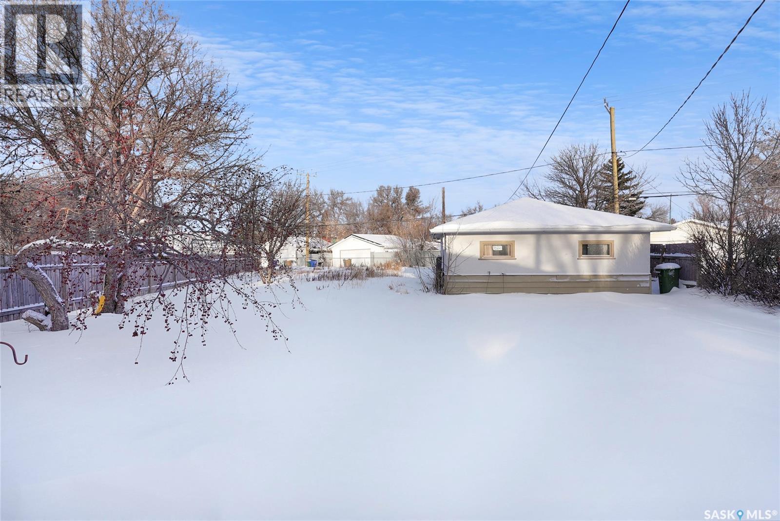 5336 5Th Avenue, Regina, SK - Outdoor