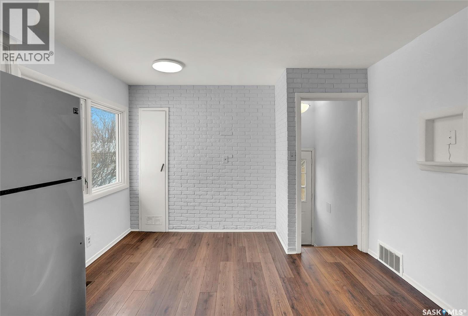 5336 5Th Avenue, Regina, SK - Indoor Photo Showing Other Room