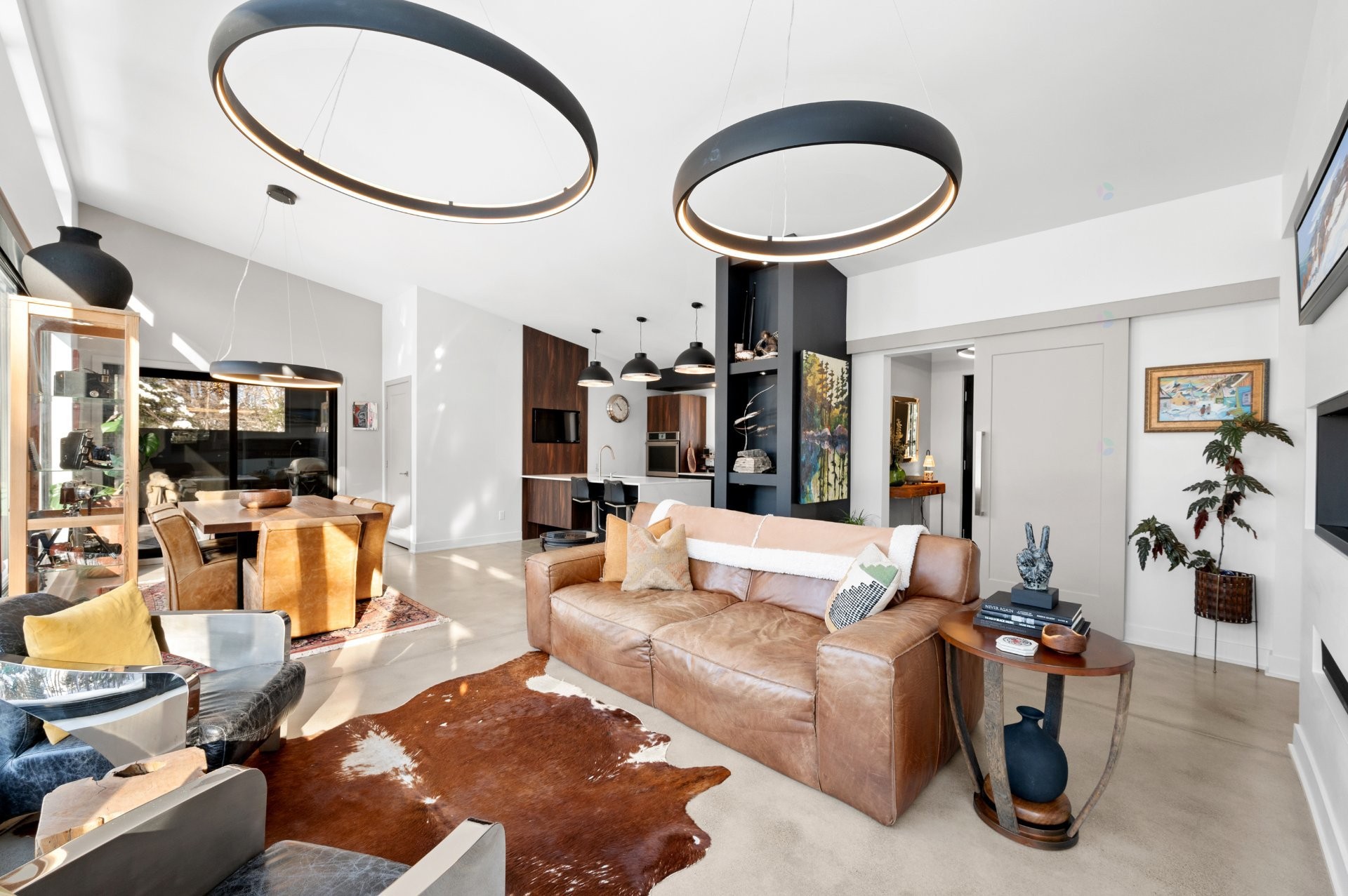 Salon - 10 Ch. De L'Oxalis, Harrington, QC - Indoor Photo Showing Living Room