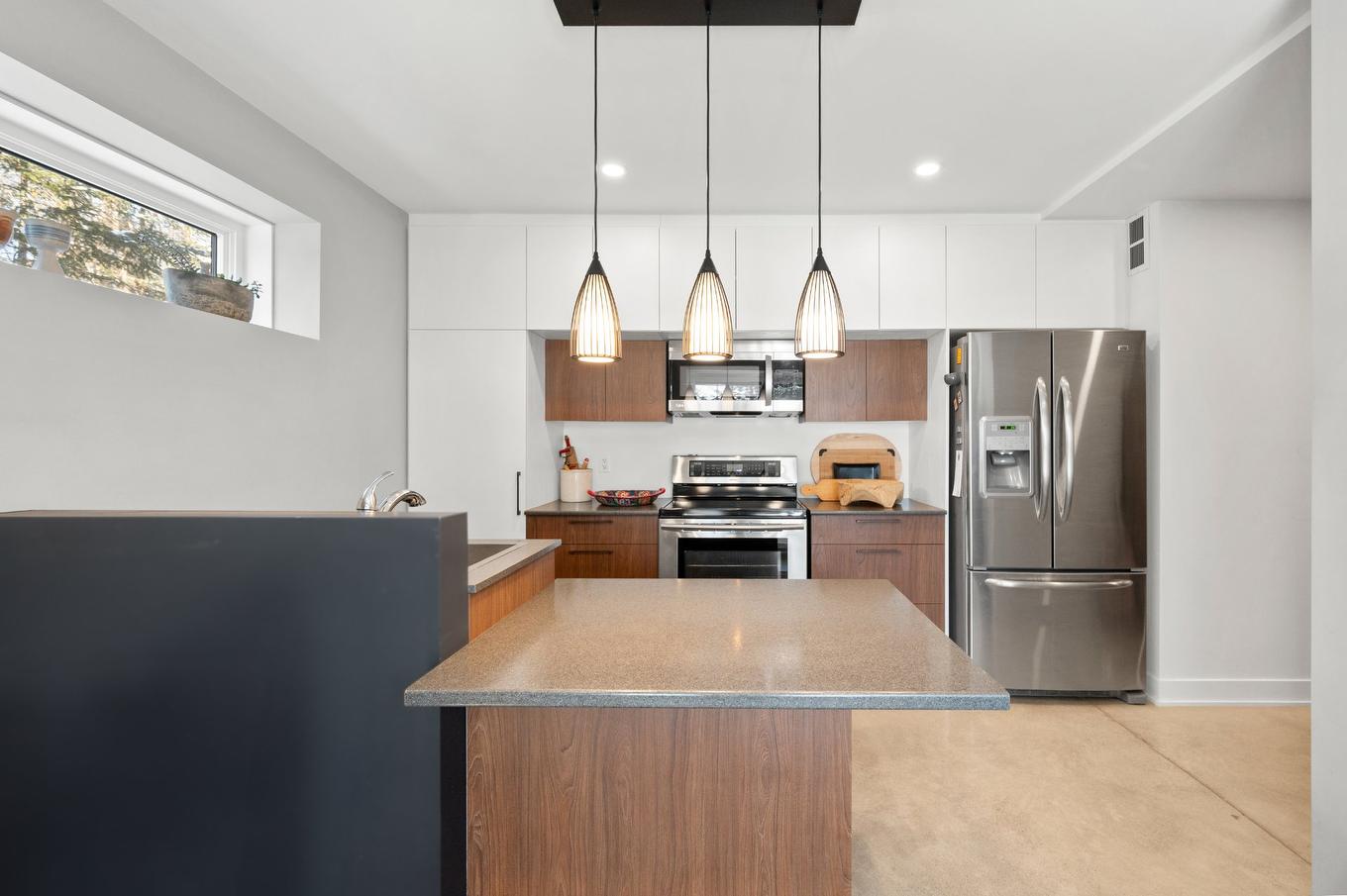 Cuisine - 10 Ch. De L'Oxalis, Harrington, QC - Indoor Photo Showing Kitchen