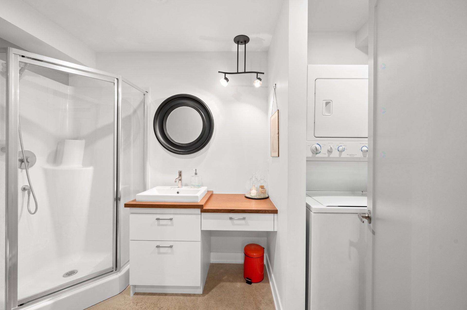 Salle de bains - 10 Ch. De L'Oxalis, Harrington, QC - Indoor Photo Showing Other Room