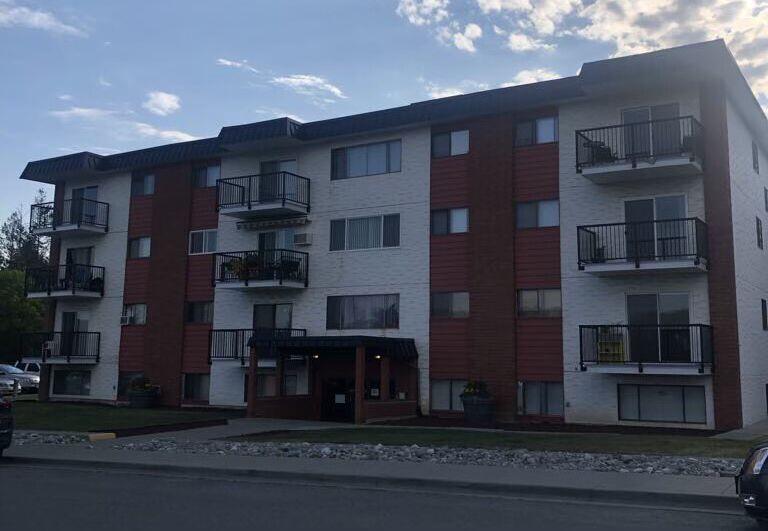 207-112 17Th Avenue, Cranbrook, BC - Outdoor