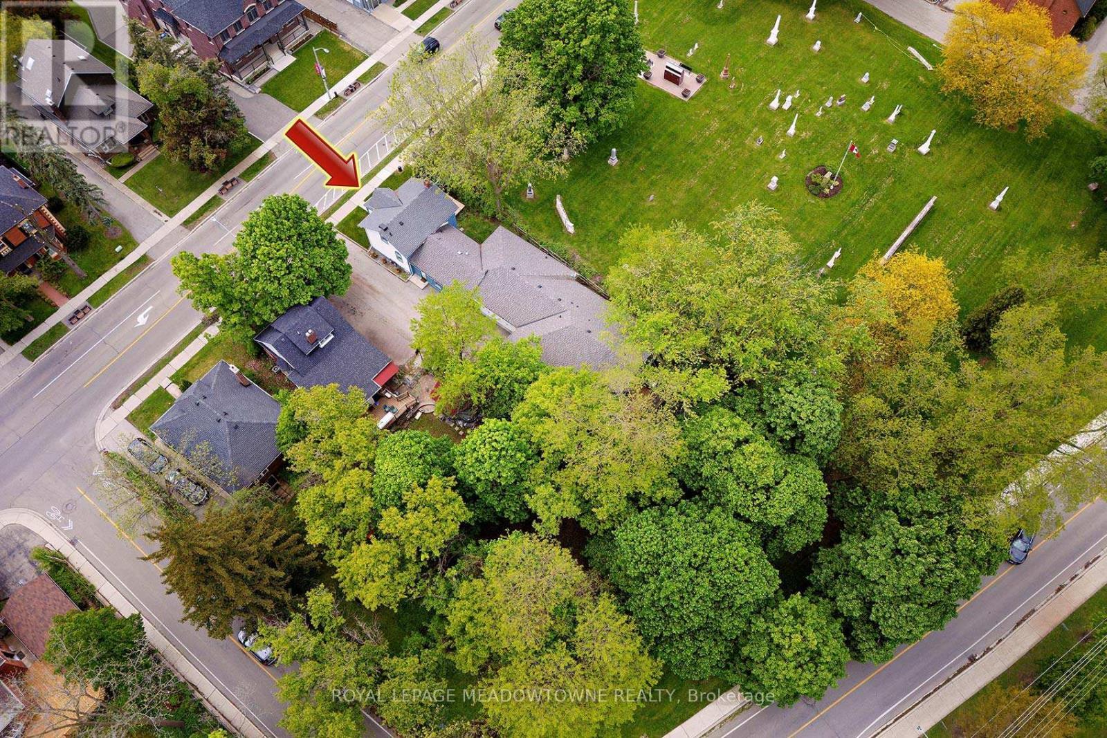 307 Queen Street S, Mississauga, ON - Outdoor With View