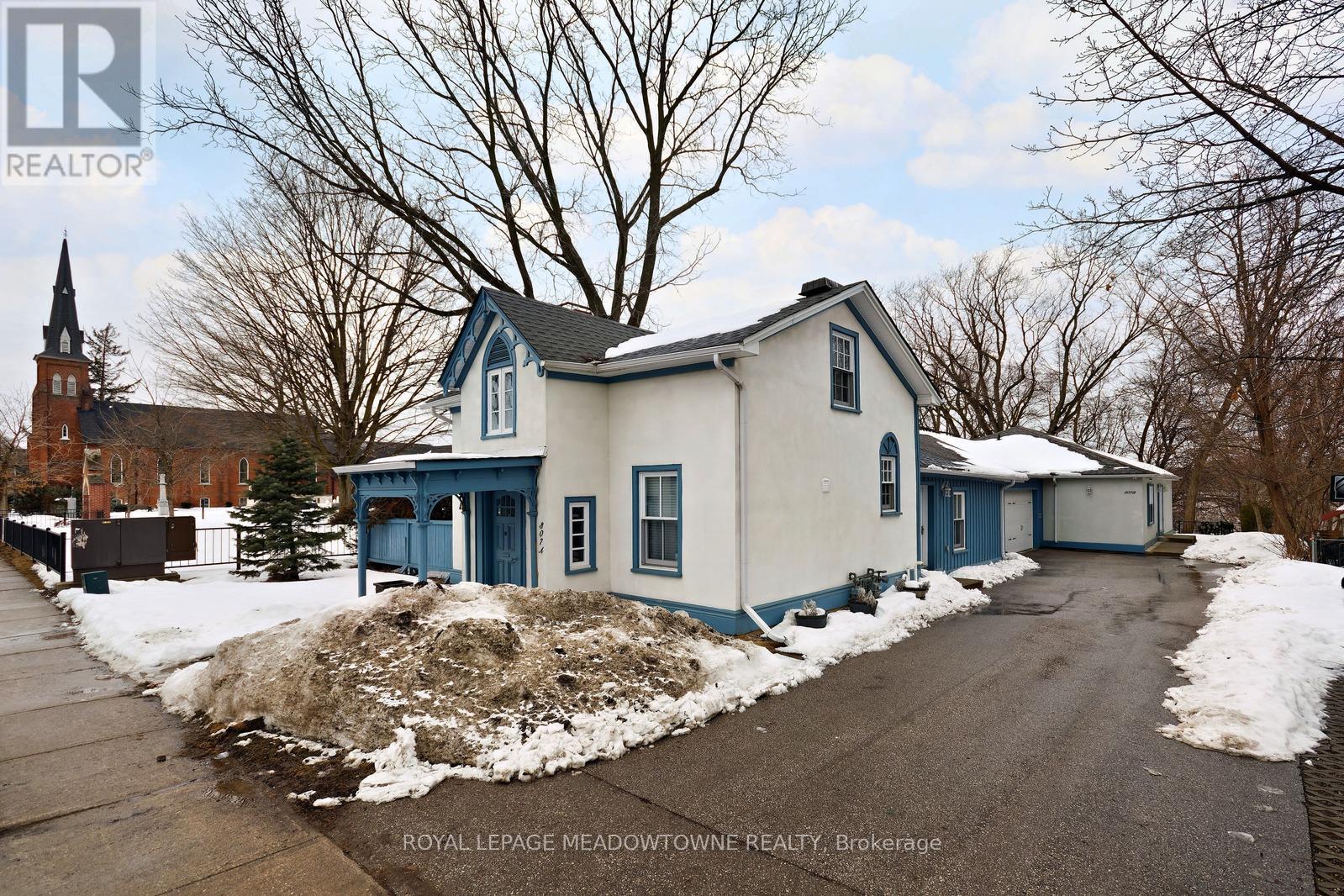 307 Queen Street S, Mississauga, ON - Outdoor