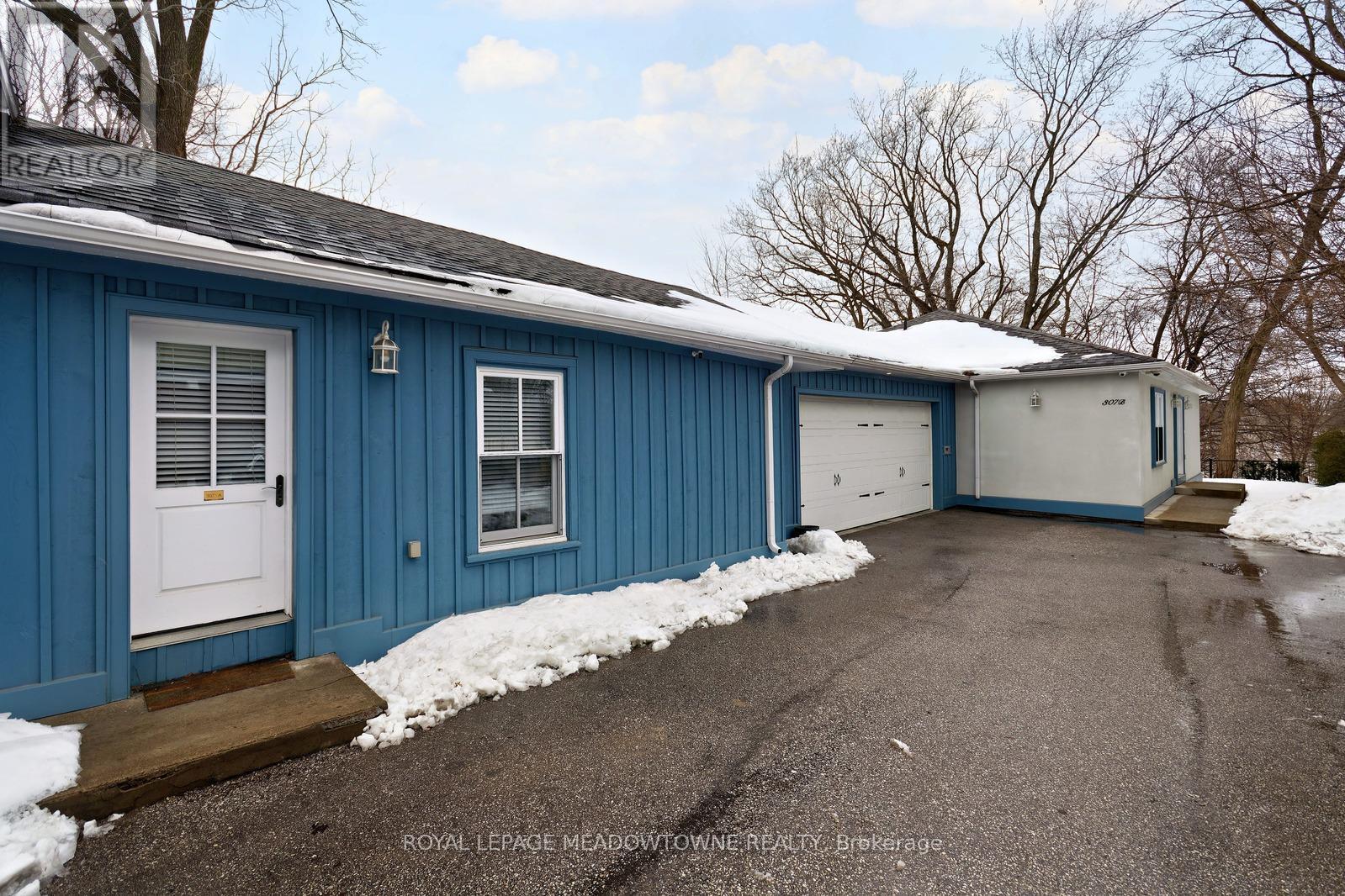 307 Queen Street S, Mississauga, ON - Outdoor