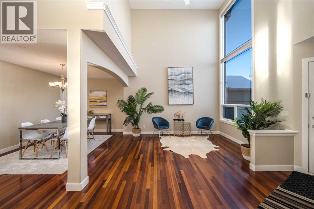 135 Everglade Circle Sw, Calgary, AB - Indoor Photo Showing Other Room