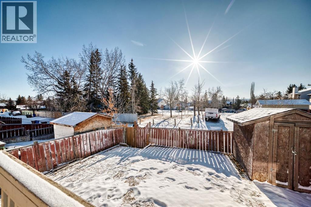 8007 Ranchview Drive Nw, Calgary, AB - Outdoor