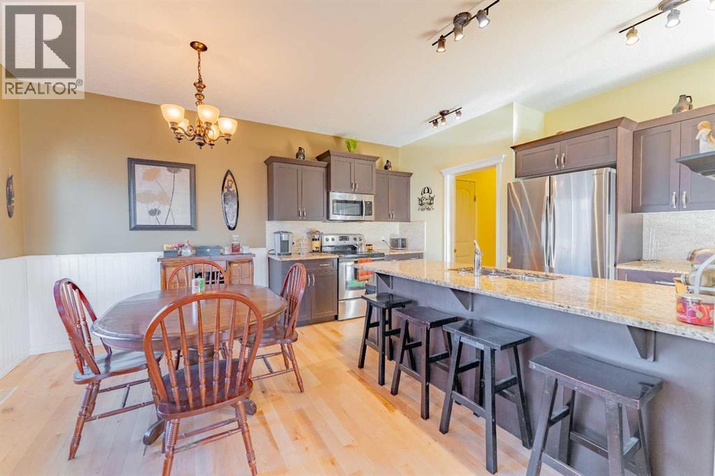 142 West Pointe Circle, Cochrane, AB - Indoor