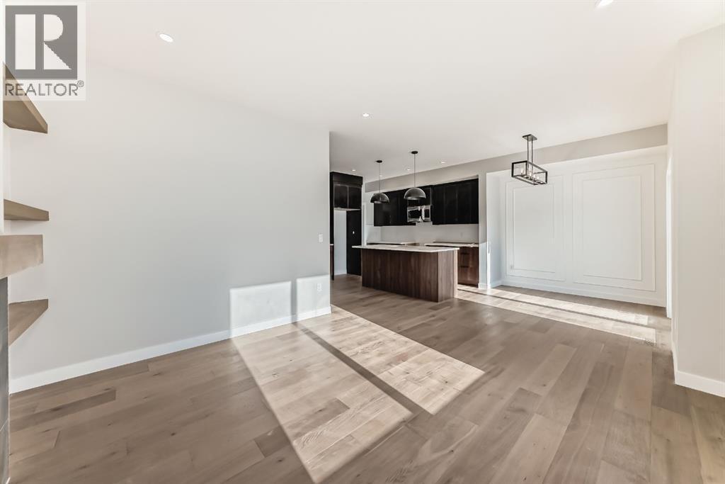 504 Heritage Boulevard, Cochrane, AB - Indoor