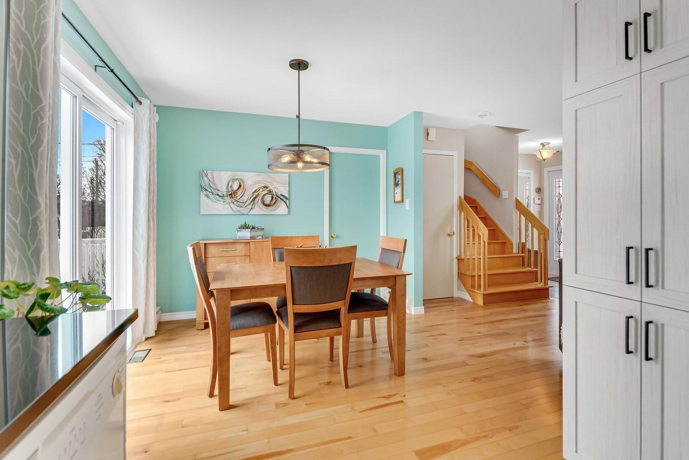 Dining room - 12 Rue Gédéon-Létourneau, Saint-Basile-Le-Grand, QC - Indoor Photo Showing Dining Room