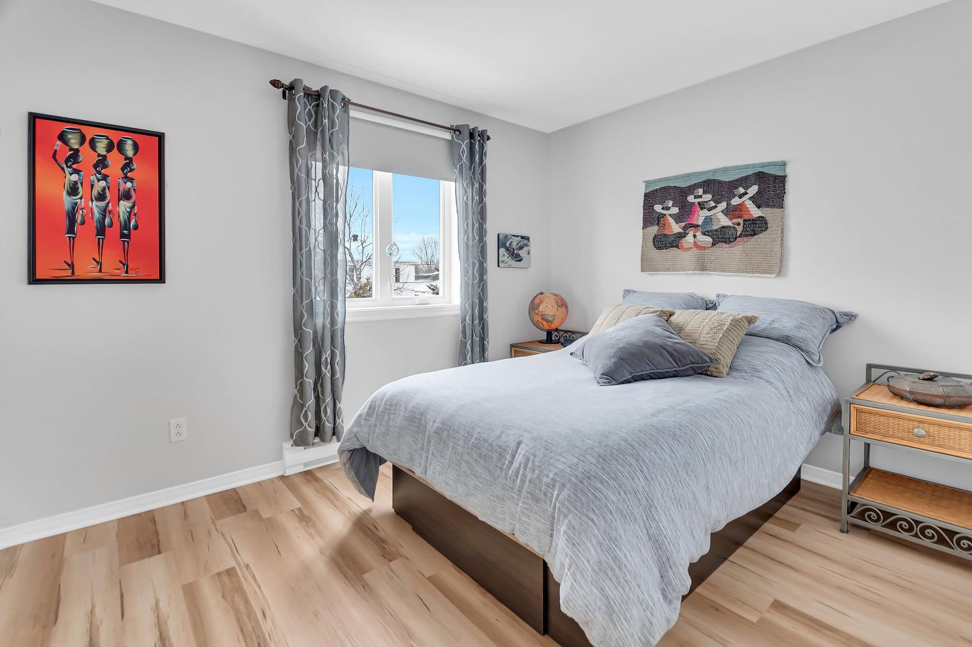 Bedroom - 12 Rue Gédéon-Létourneau, Saint-Basile-Le-Grand, QC - Indoor Photo Showing Bedroom