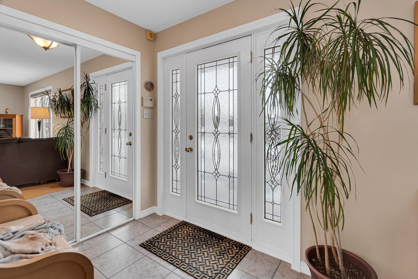 Hall - 12 Rue Gédéon-Létourneau, Saint-Basile-Le-Grand, QC - Indoor Photo Showing Other Room