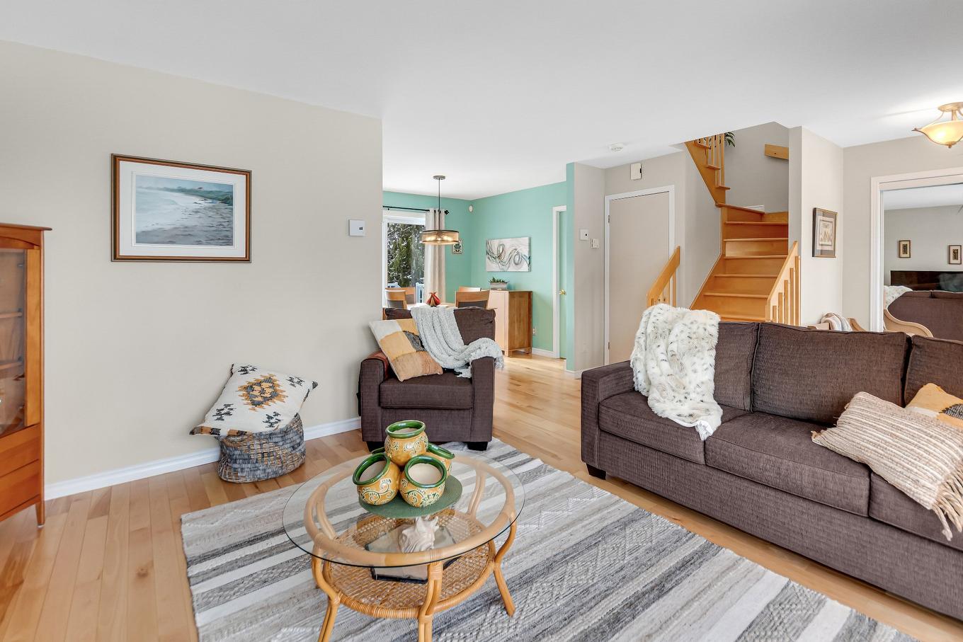Living room - 12 Rue Gédéon-Létourneau, Saint-Basile-Le-Grand, QC - Indoor Photo Showing Living Room