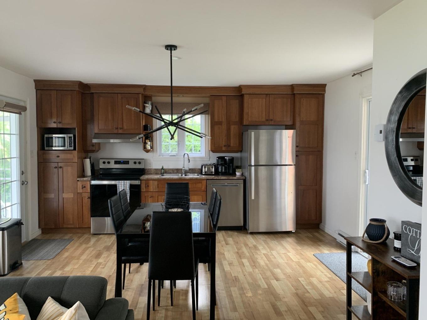 Kitchen - 154 Rue Bernard, Magog, QC - Indoor Photo Showing Kitchen
