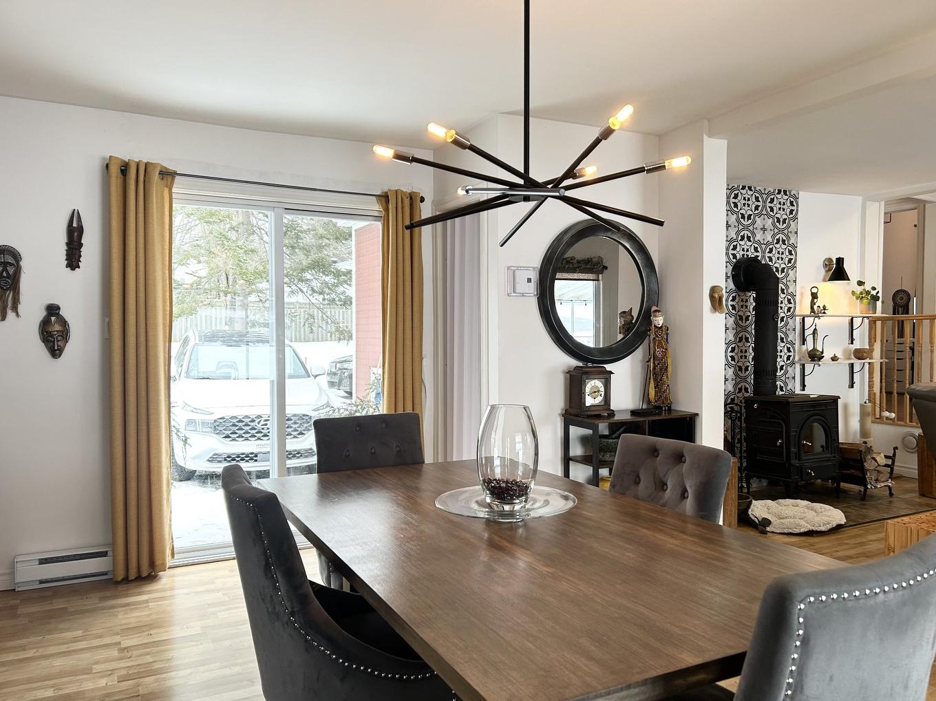 Dining room - 154 Rue Bernard, Magog, QC - Indoor Photo Showing Dining Room