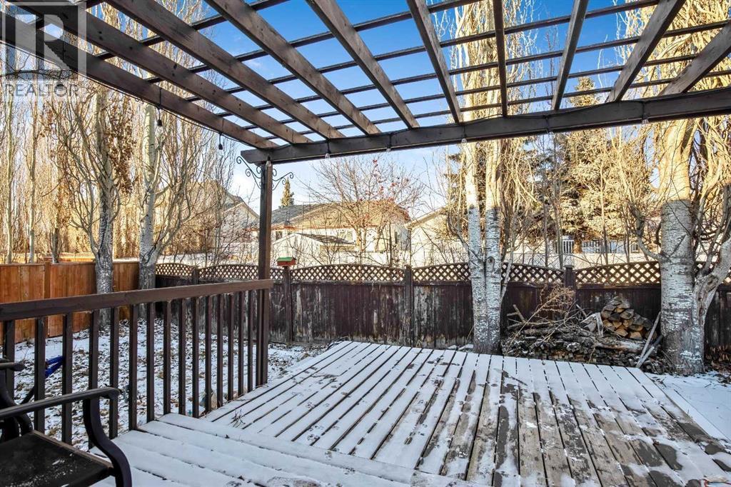 830 Westmount Drive, Strathmore, AB - Outdoor
