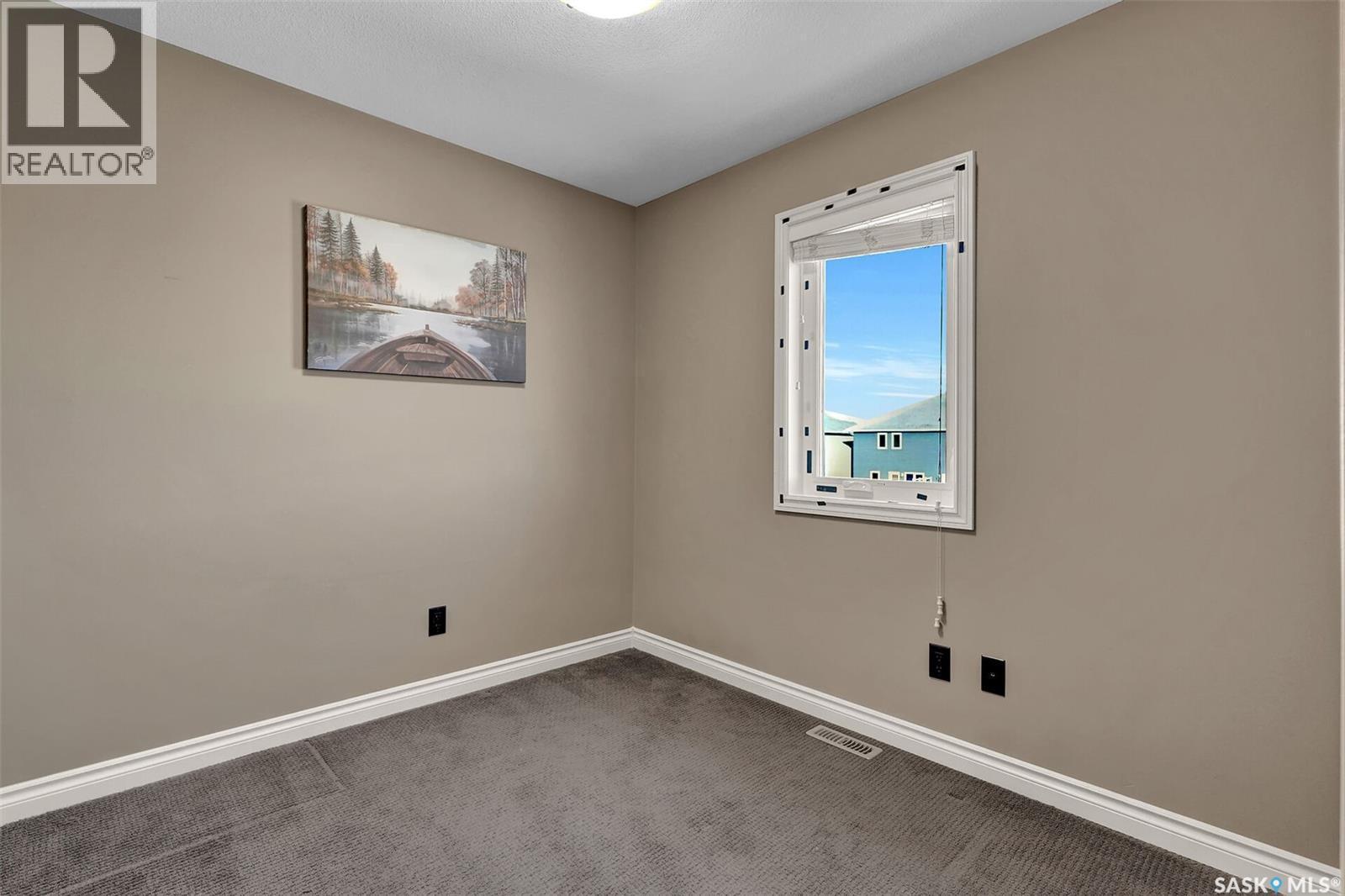 5302 Mitchinson Way, Regina, SK - Indoor Photo Showing Other Room