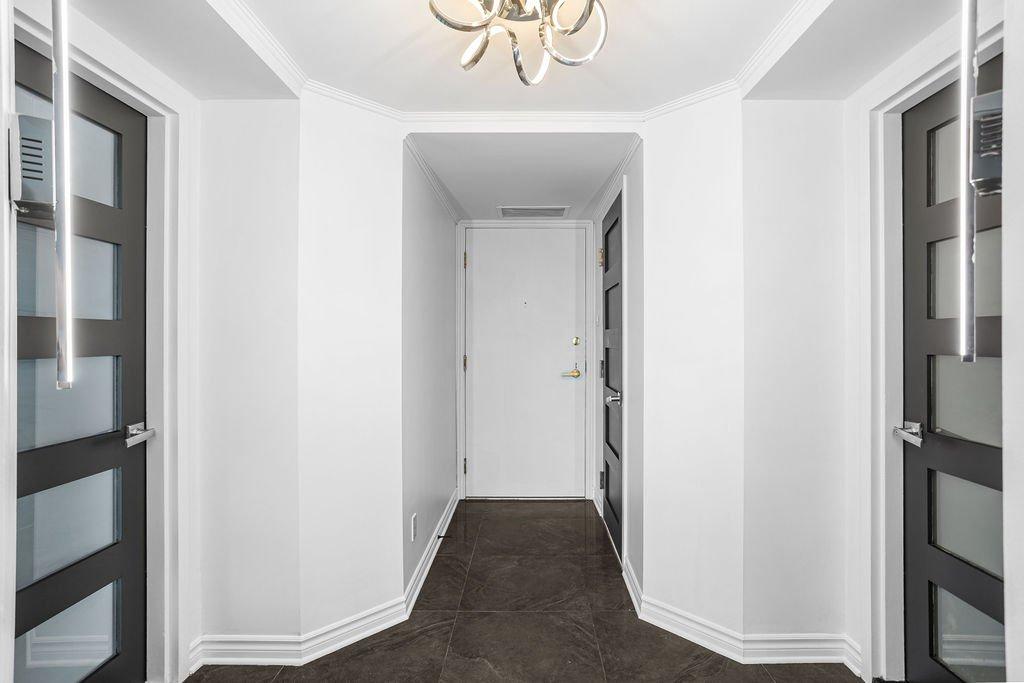 Hall - 511-4450 Prom. Paton, Laval (Chomedey), QC - Indoor Photo Showing Other Room