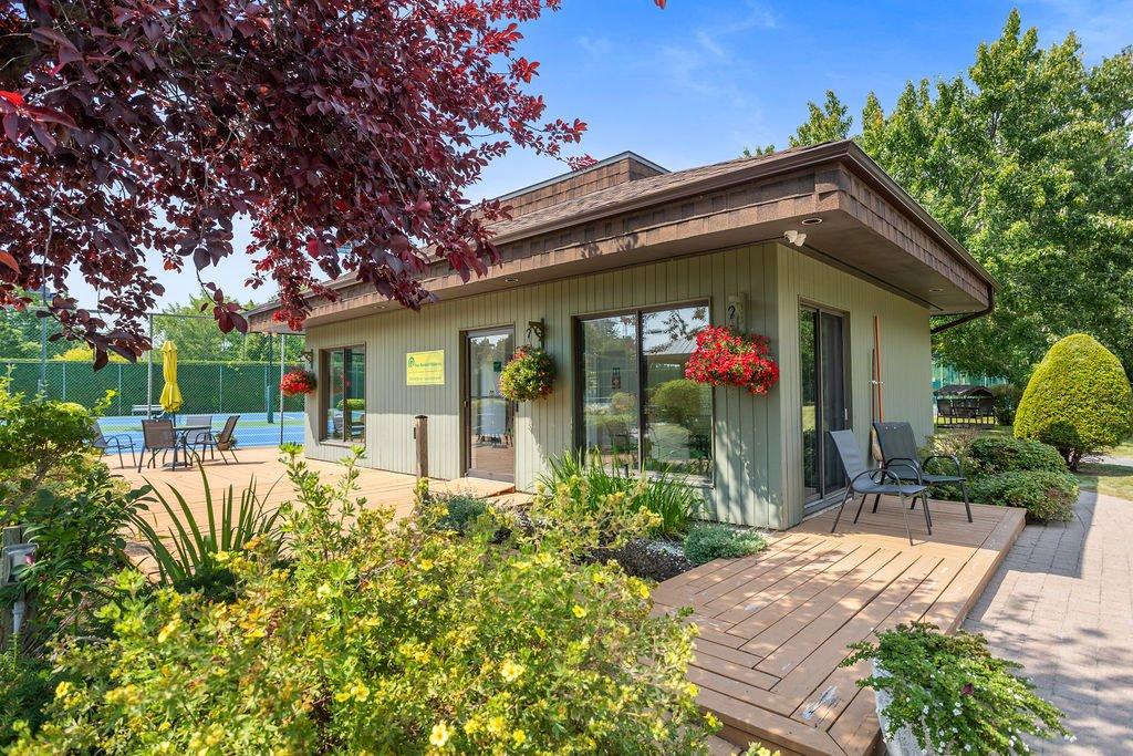 Other - 511-4450 Prom. Paton, Laval (Chomedey), QC - Outdoor