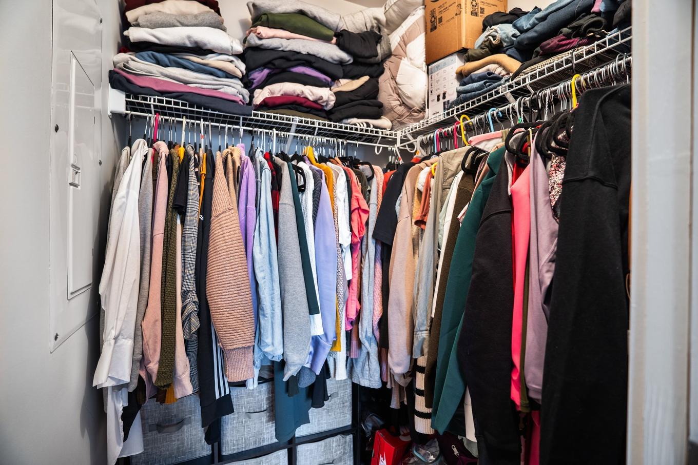 Walk-in closet - 210-7275 Rue D'Abancourt, Montréal (Saint-Léonard), QC - Indoor With Storage