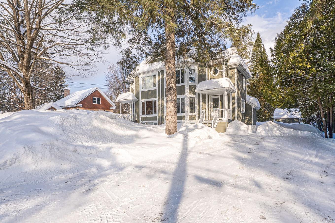 Façade - 66 Av. Turcot, Saint-Sauveur, QC - Outdoor With Facade
