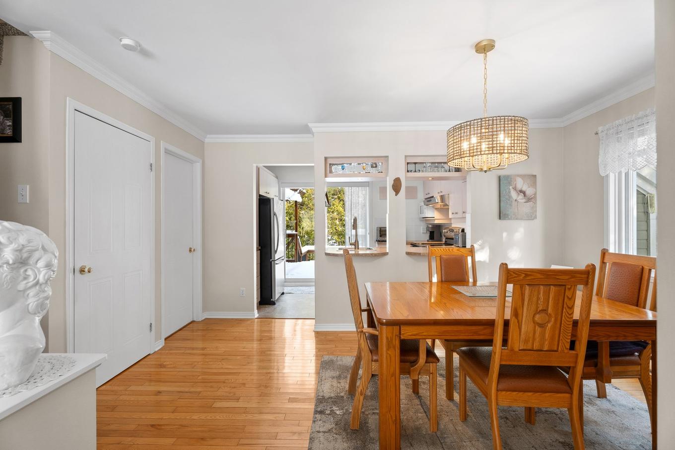 Salle à manger - 66 Av. Turcot, Saint-Sauveur, QC - Indoor Photo Showing Dining Room