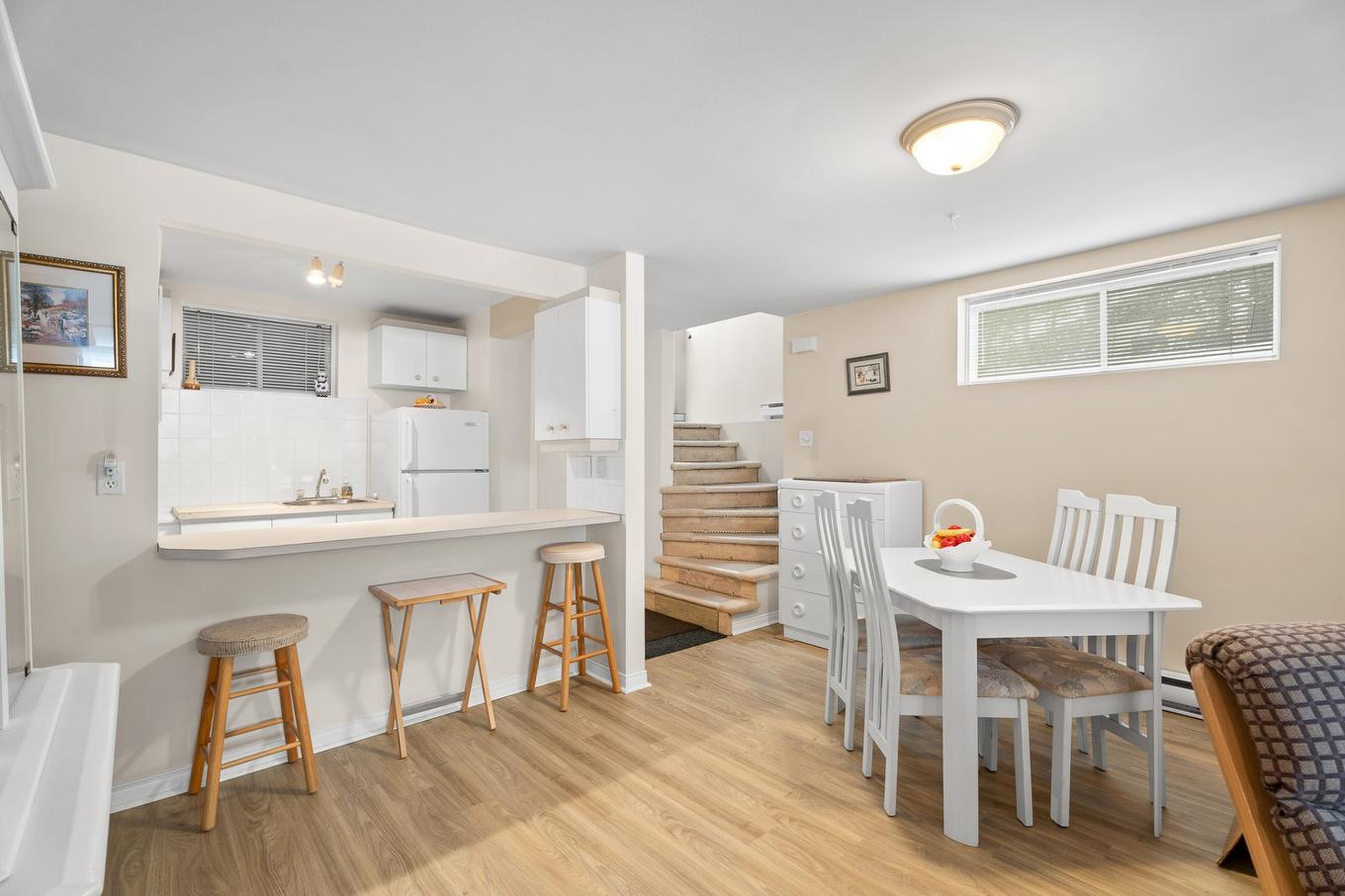 Salle à manger - 66 Av. Turcot, Saint-Sauveur, QC - Indoor Photo Showing Dining Room