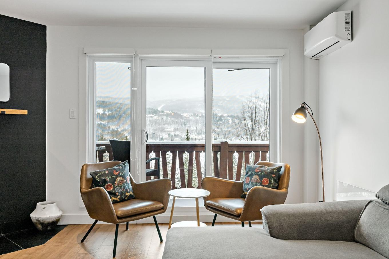 Salon - 464-140 Rue Cuttle, Mont-Tremblant, QC - Indoor Photo Showing Living Room