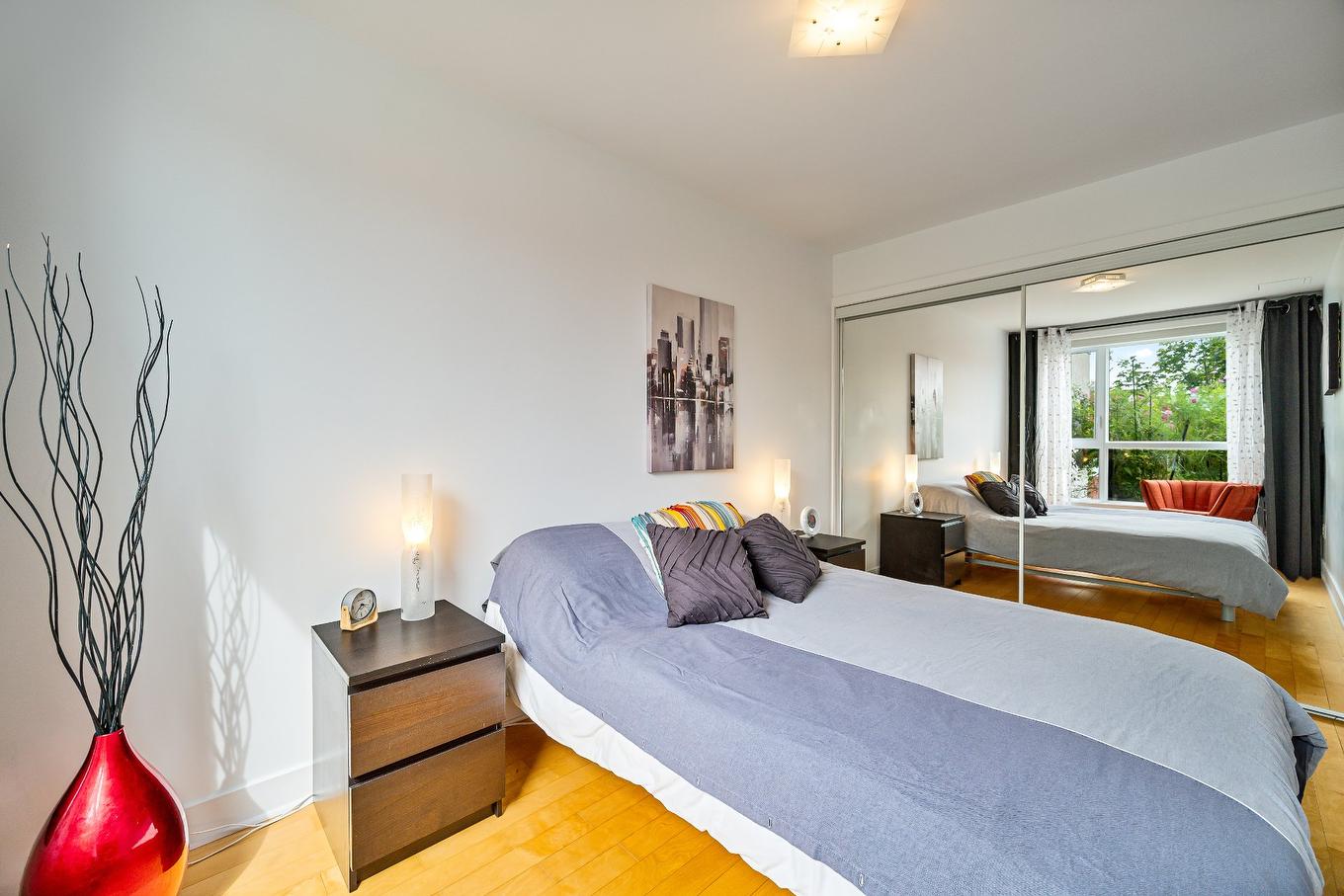 Chambre à coucher - 401-3555 Rue De Rouen, Montréal (Mercier/Hochelaga-Maisonneuve), QC - Indoor Photo Showing Bedroom