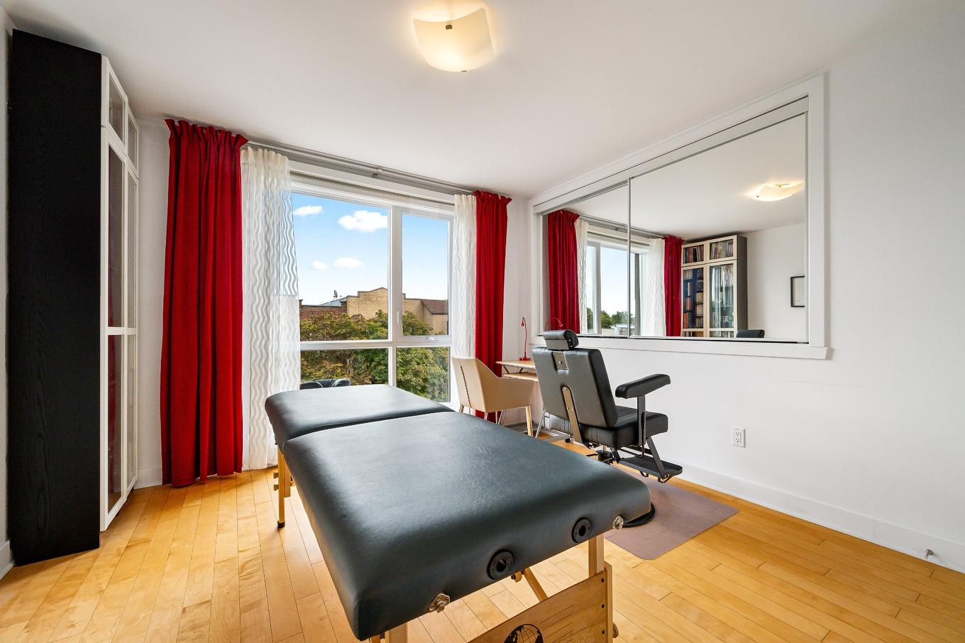 Chambre à coucher principale - 401-3555 Rue De Rouen, Montréal (Mercier/Hochelaga-Maisonneuve), QC - Indoor