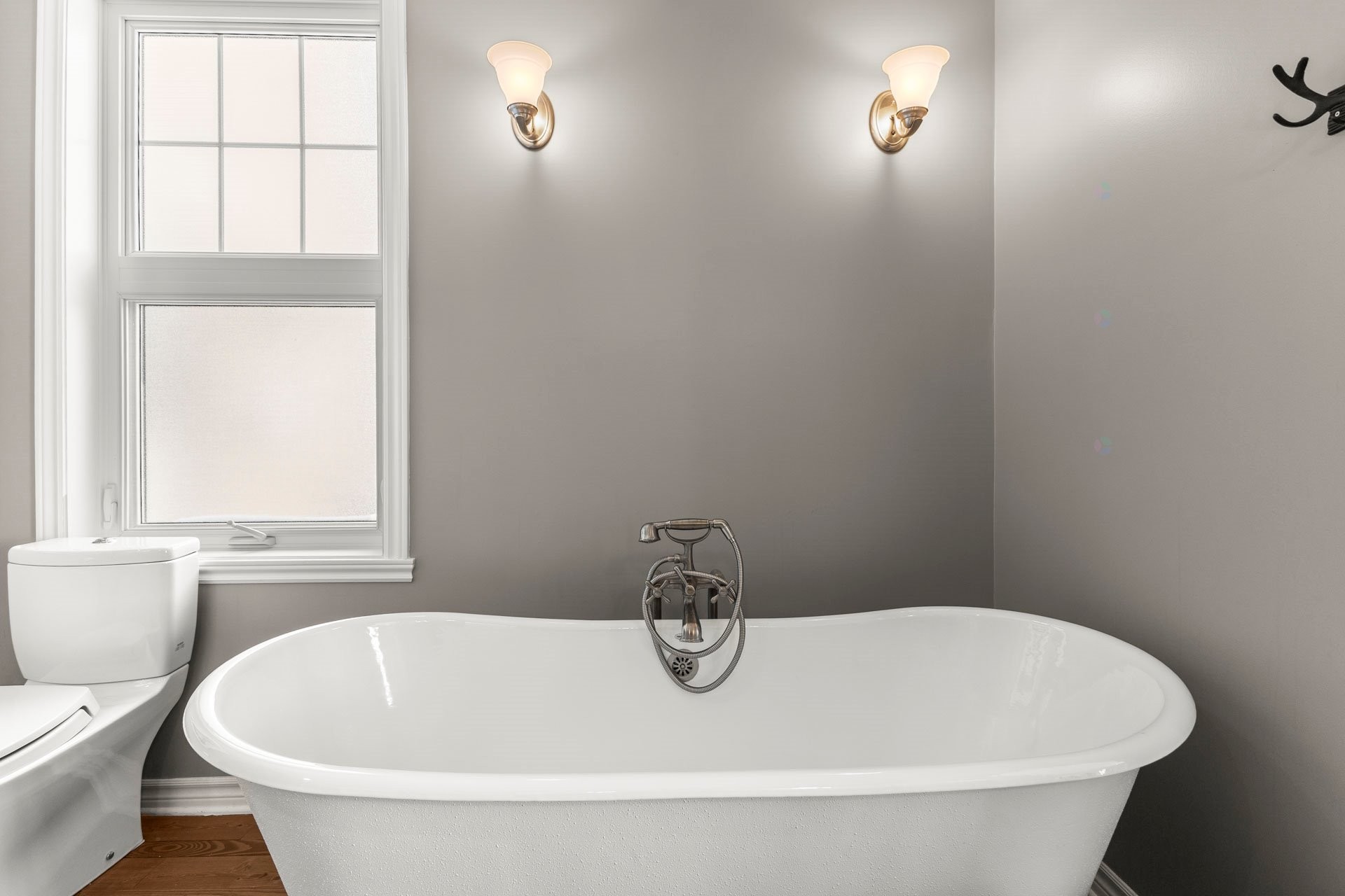 Salle de bains attenante à la CCP - 243 Rue Létourneau, Rigaud, QC - Indoor Photo Showing Bathroom