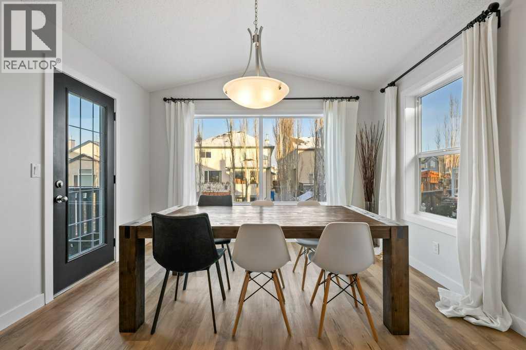 141 Lavender Link, Chestermere, AB - Indoor Photo Showing Dining Room