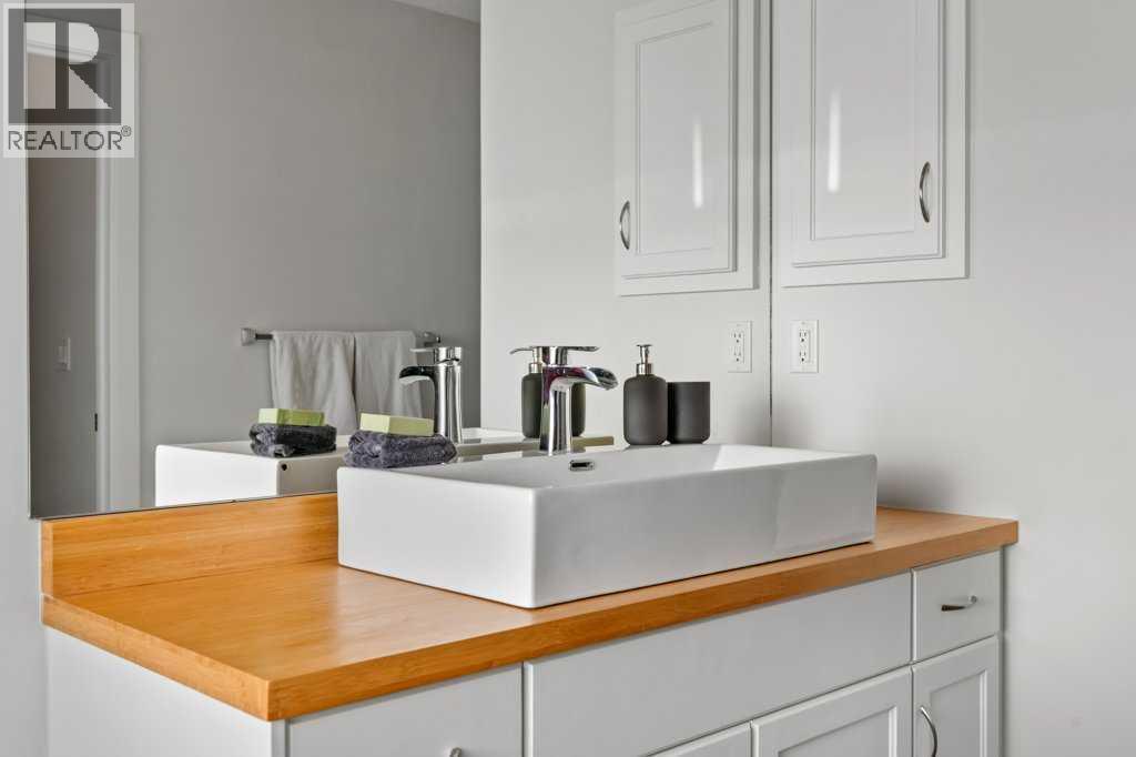 141 Lavender Link, Chestermere, AB - Indoor