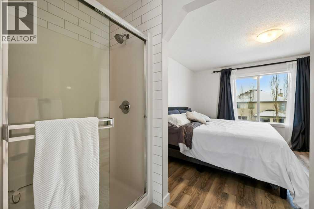 141 Lavender Link, Chestermere, AB - Indoor Photo Showing Other Room