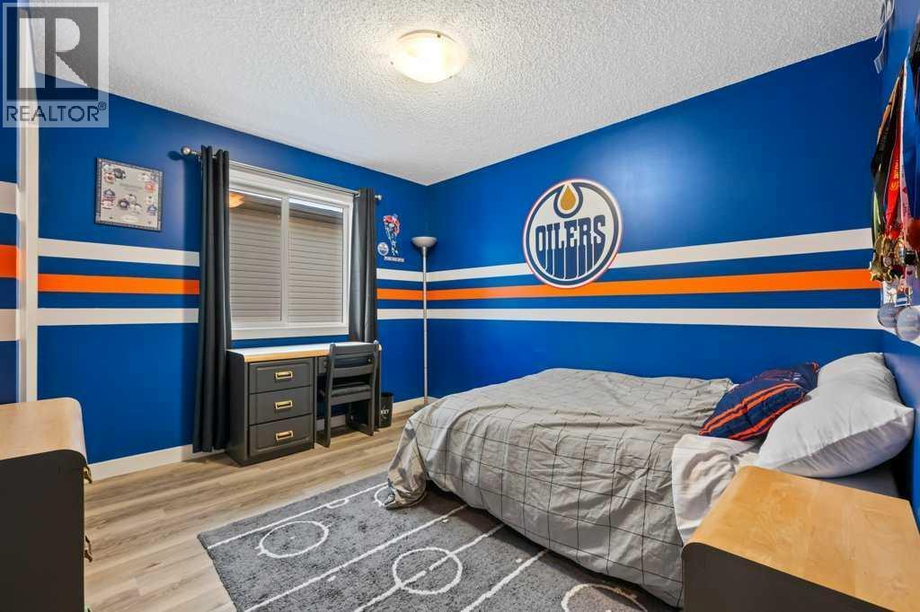 141 Lavender Link, Chestermere, AB - Indoor Photo Showing Bedroom