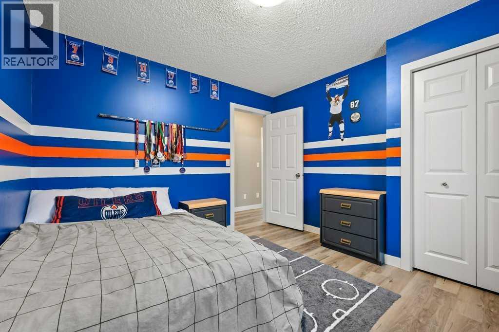 141 Lavender Link, Chestermere, AB - Indoor Photo Showing Bedroom